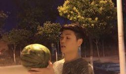 摆烂吃瓜娱乐圈文女主,从边缘小透明到顶级流量